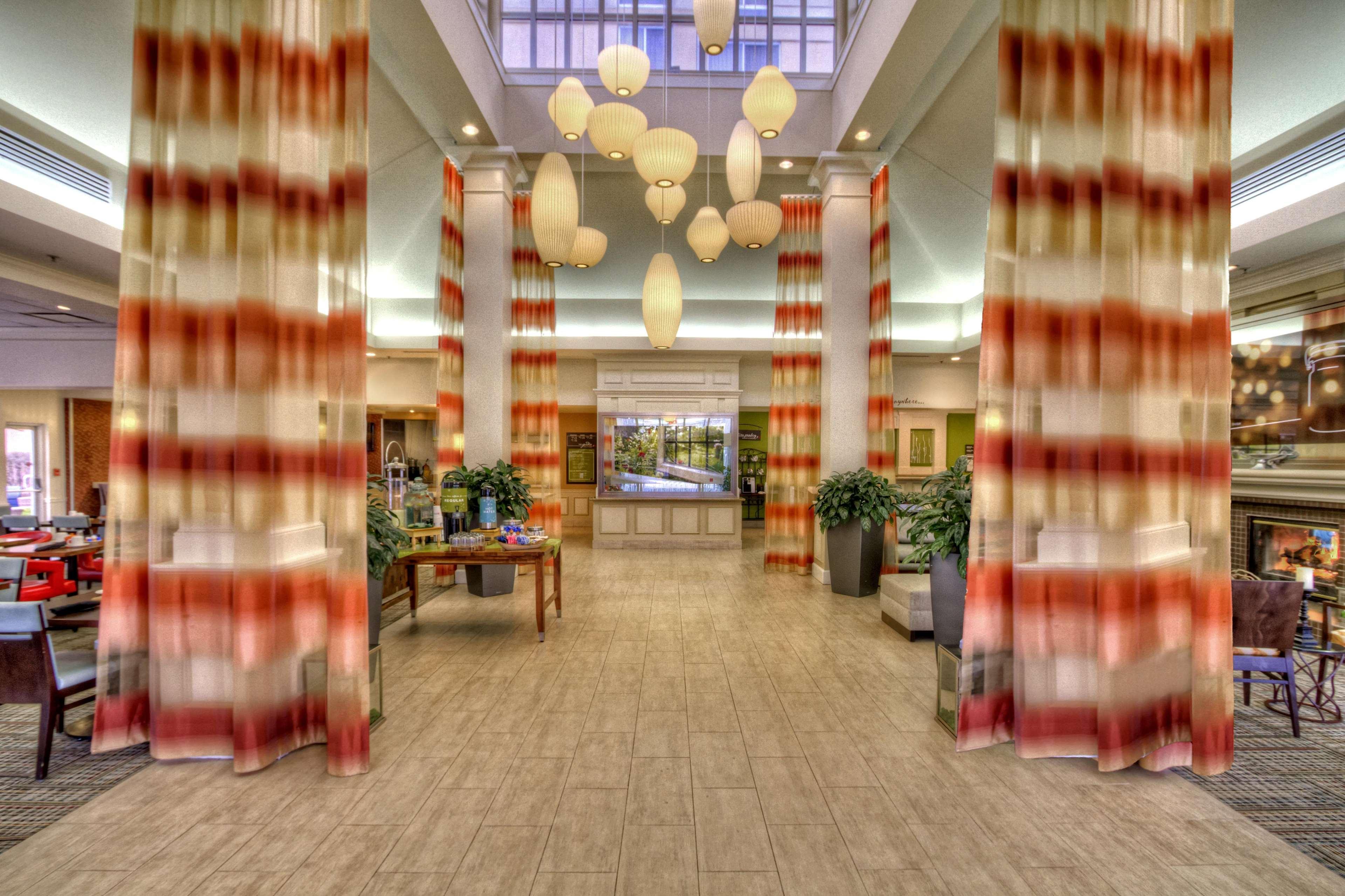 Hotel Hilton Garden Airport 3*