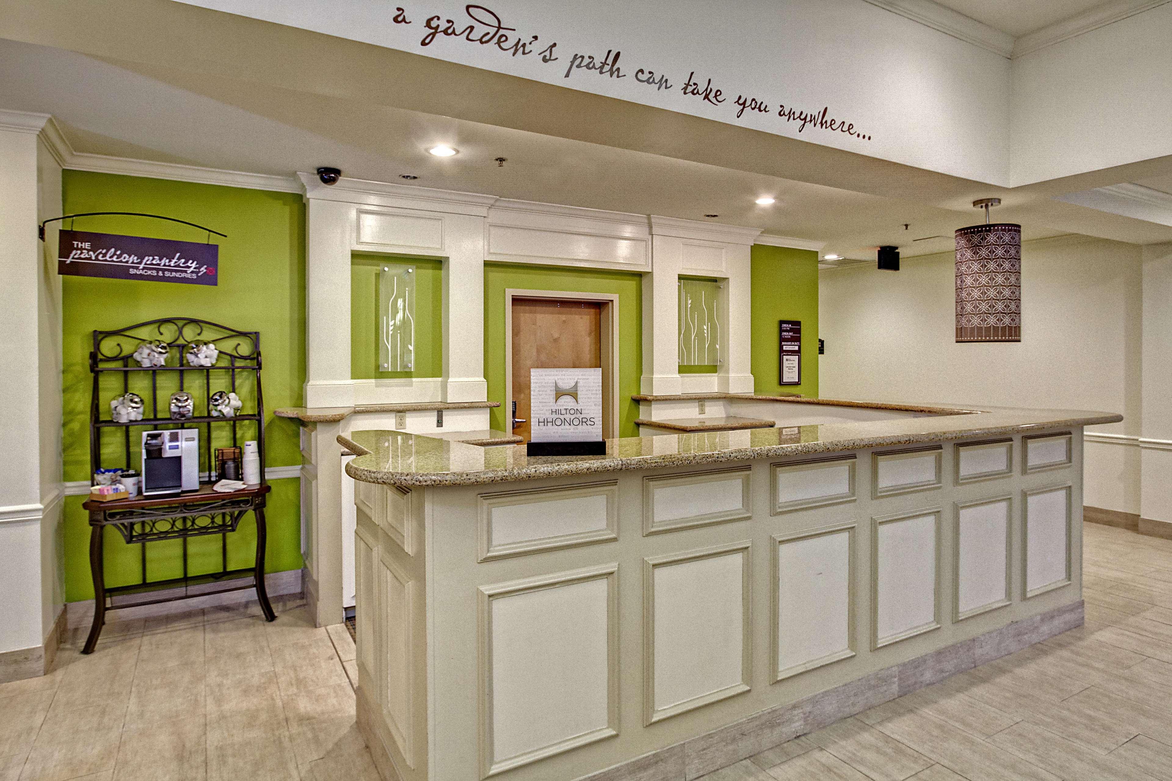 Hilton Garden Airport Hotel Nashville