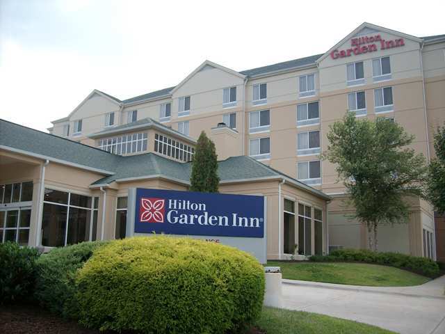 Hilton Garden Airport Hotel Nashville